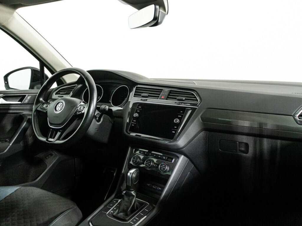 Volkswagen Tiguan, 2019 Фото №9