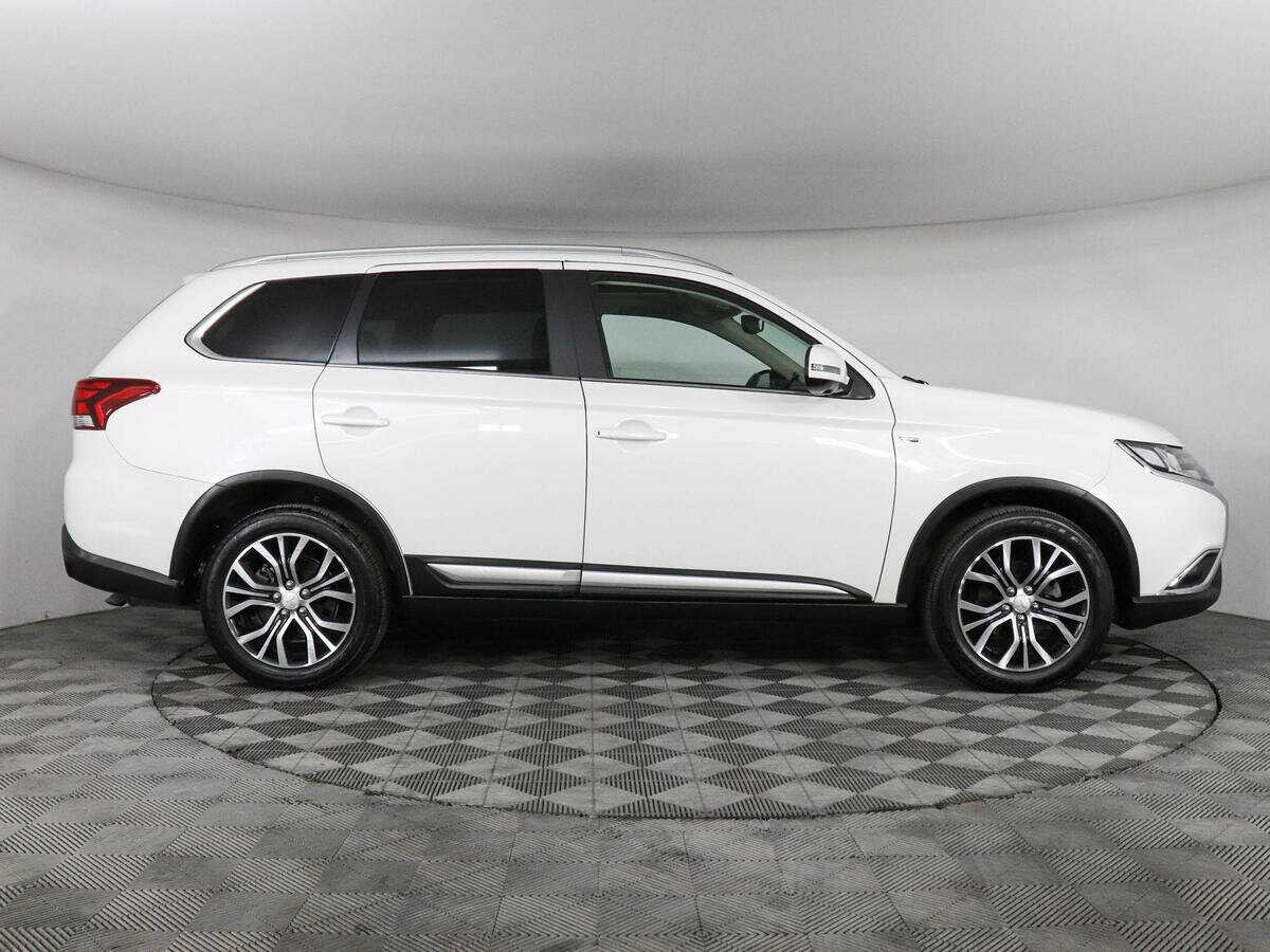 Mitsubishi Outlander, 2018 Фото №4
