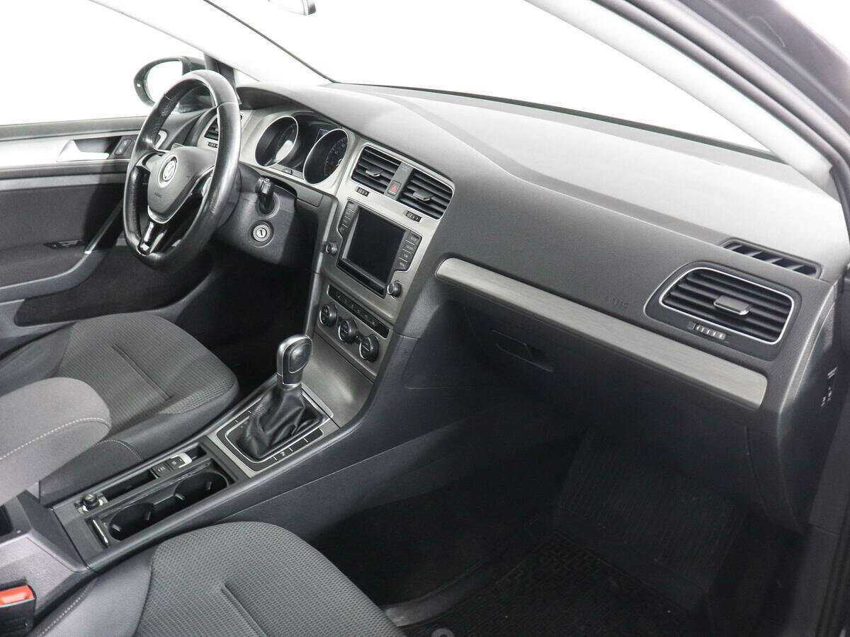 Volkswagen Golf, 2016 Фото №10