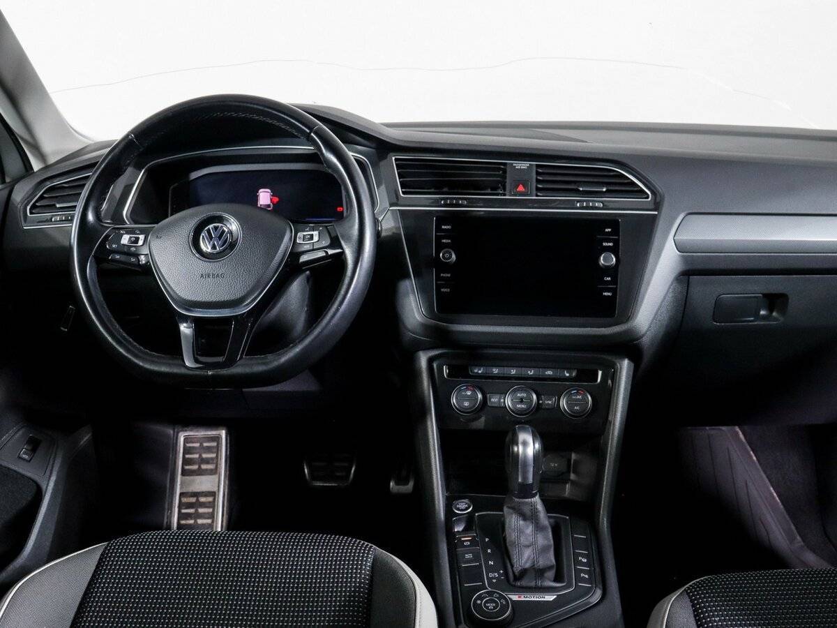 Volkswagen Tiguan, 2019 Фото №7