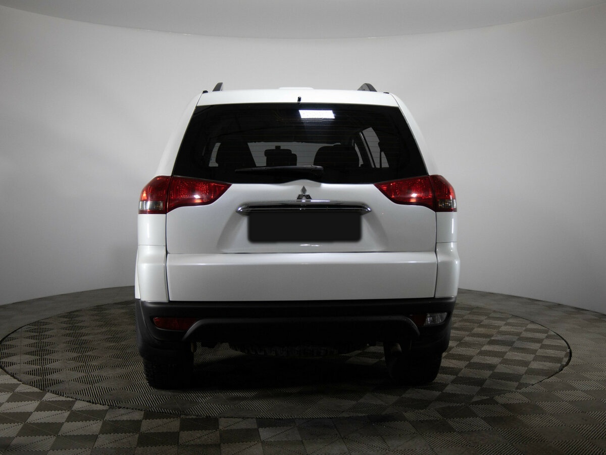 Mitsubishi Pajero Sport II Рестайлинг, 2014 Фото №6