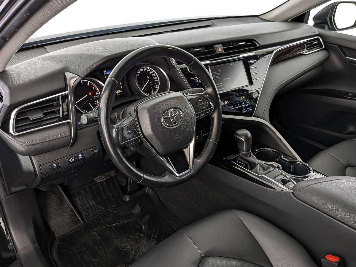 Toyota Camry, 2019 Фото №10