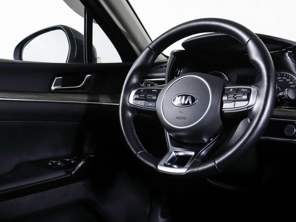 Kia K5, 2020 Фото №17
