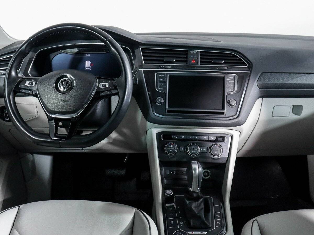 Volkswagen Tiguan, 2017 Фото №12
