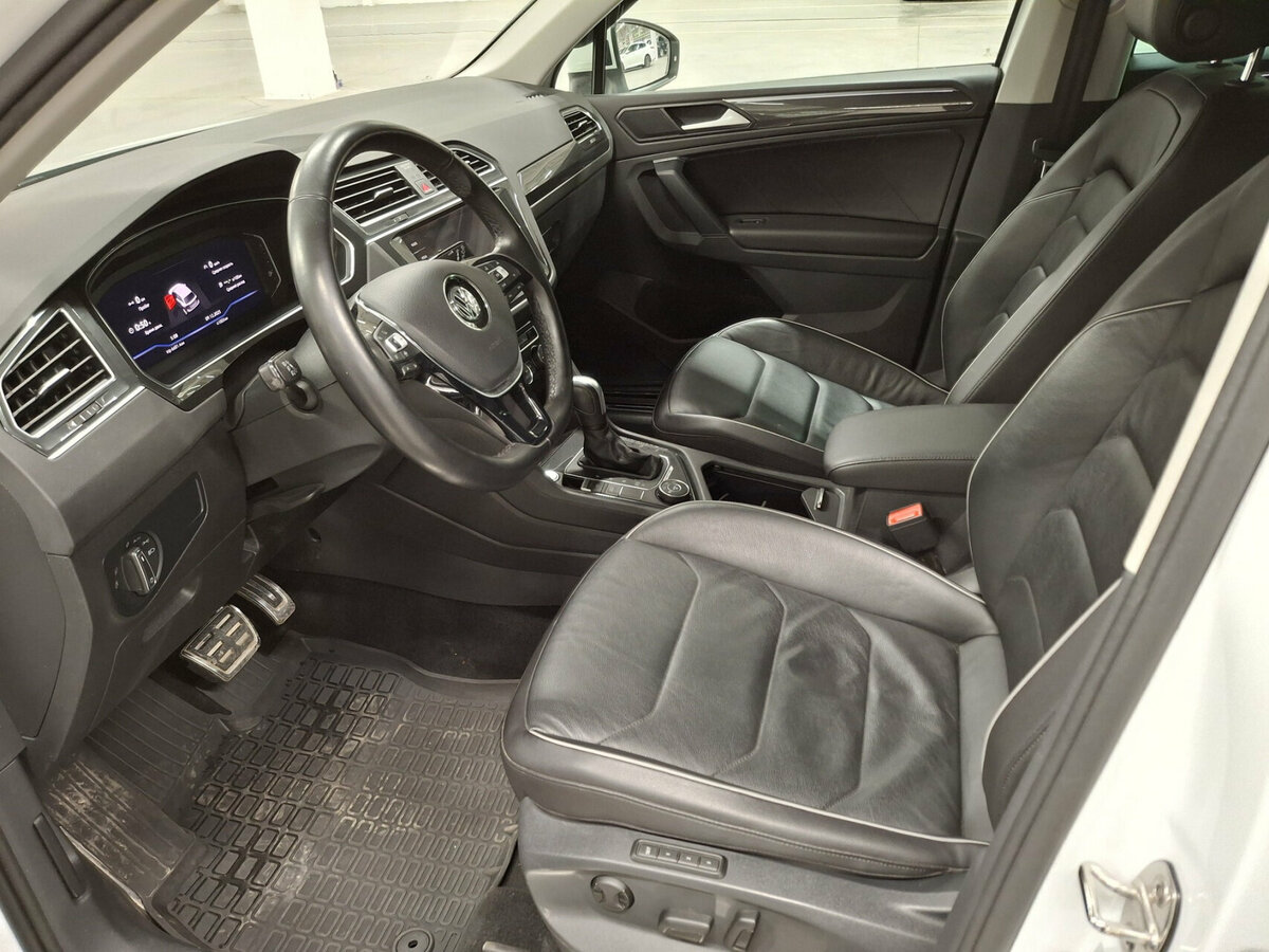 Volkswagen Tiguan II, 2020 Фото №15