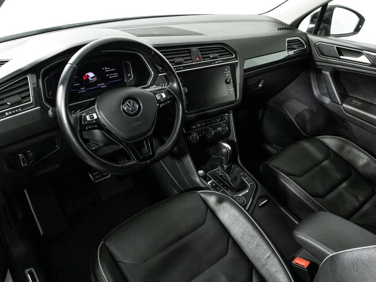 Volkswagen Tiguan, 2020 Фото №11