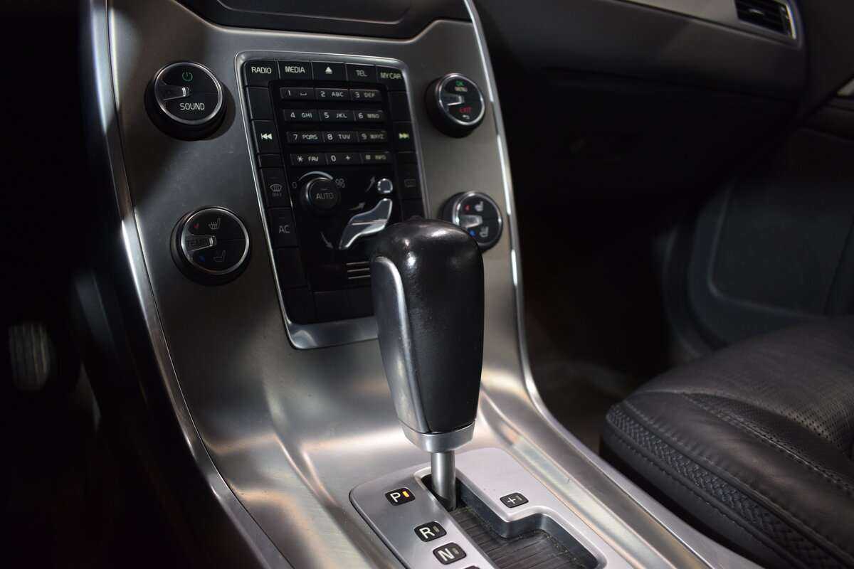 Volvo XC70, 2012 Фото №26