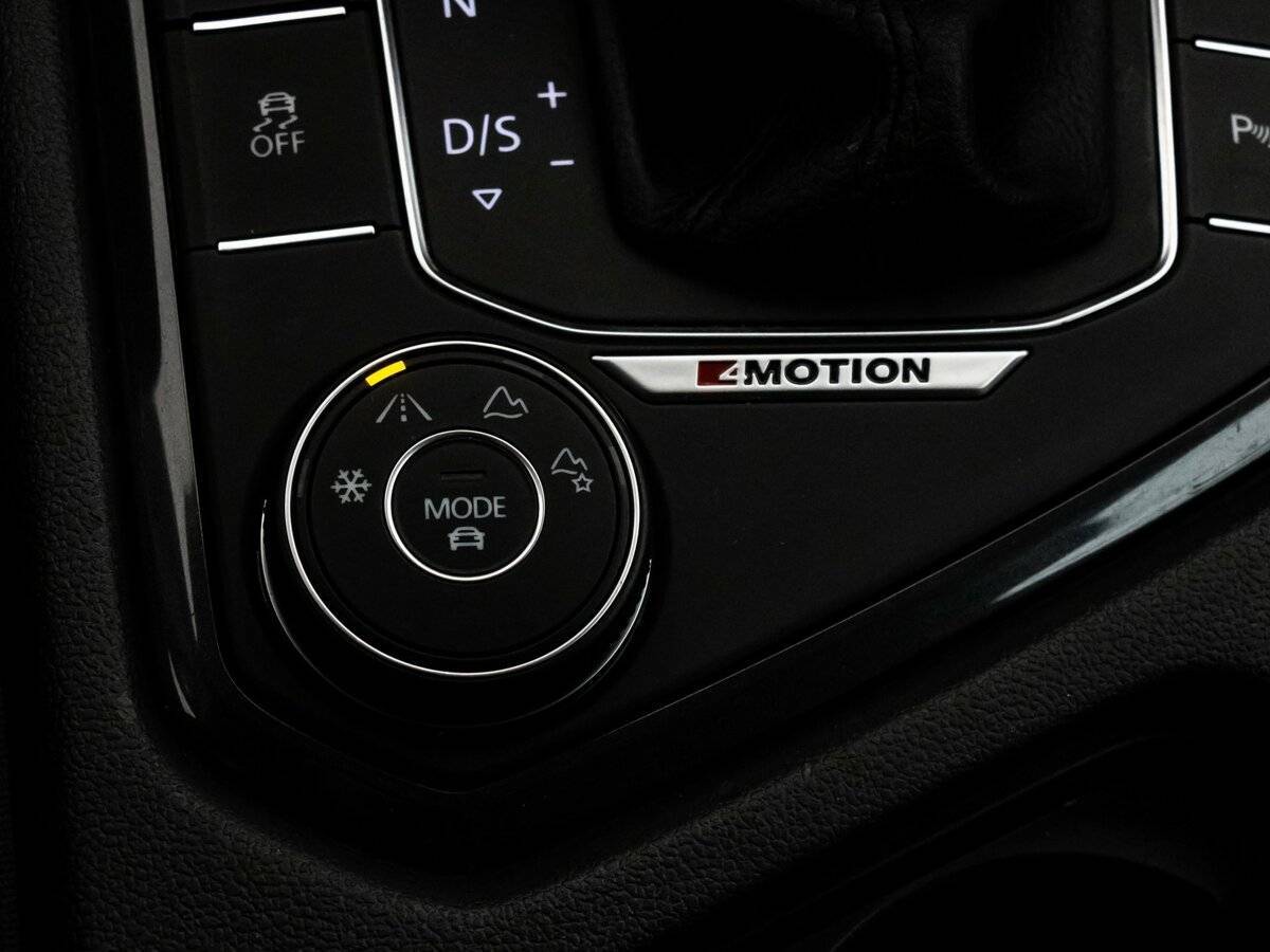 Volkswagen Tiguan, 2017 Фото №13