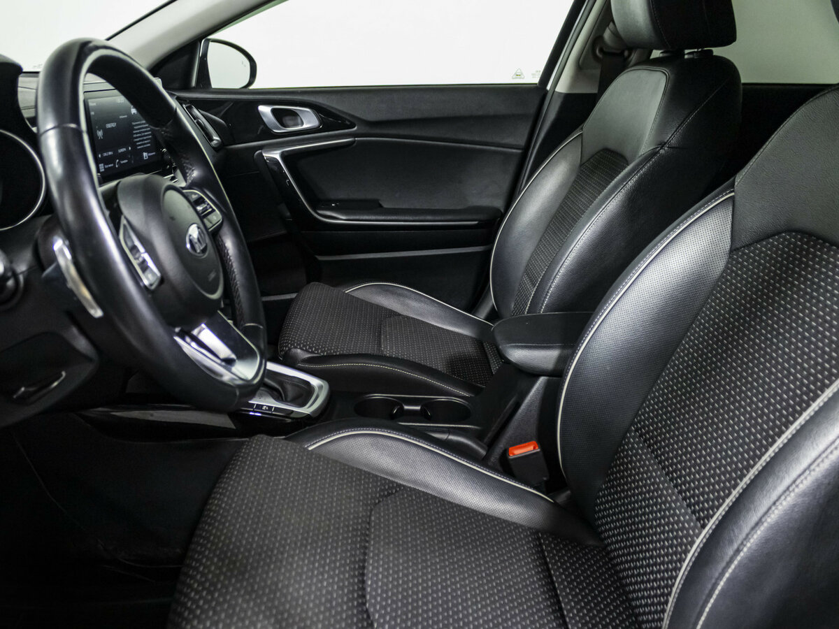 Kia Ceed III, 2021 Фото №10