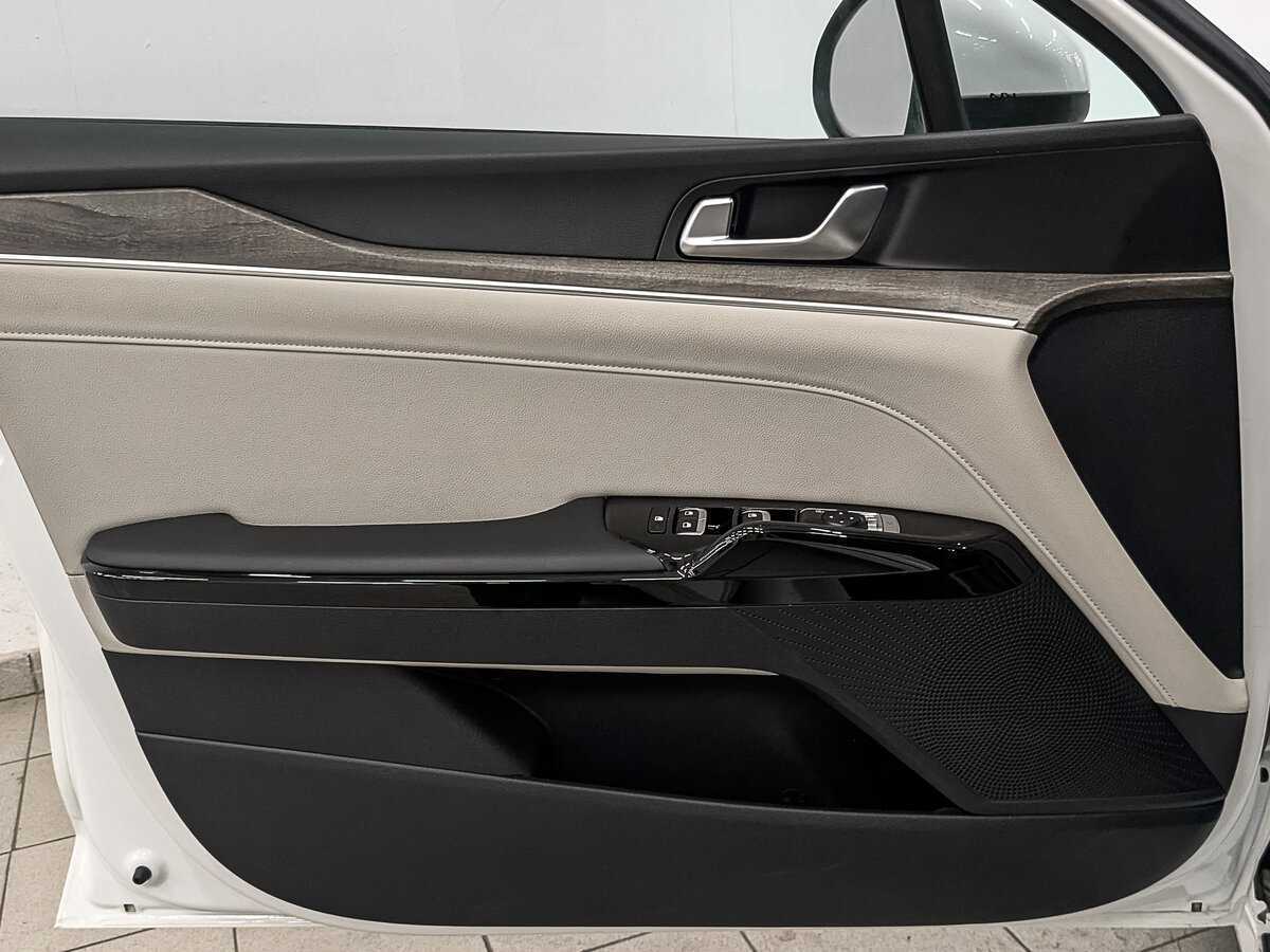 Kia K5, 2022 Фото №18