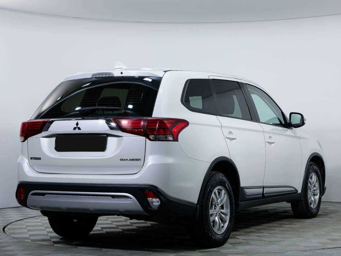 Mitsubishi Outlander, 2018 Фото №5