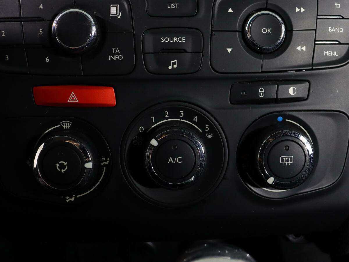 Citroen C4, 2013 Фото №19