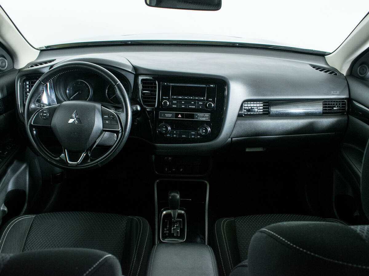 Mitsubishi Outlander, 2019 Фото №12