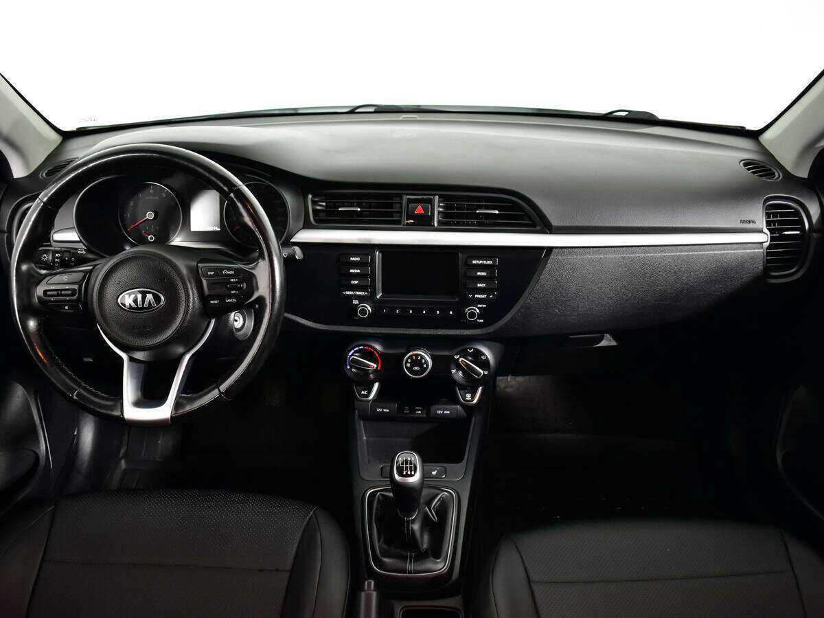 Kia Rio, 2017 Фото №12