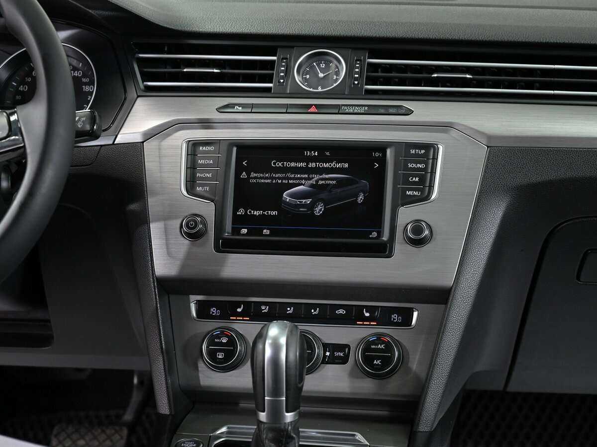 Volkswagen Passat, 2016 Фото №9