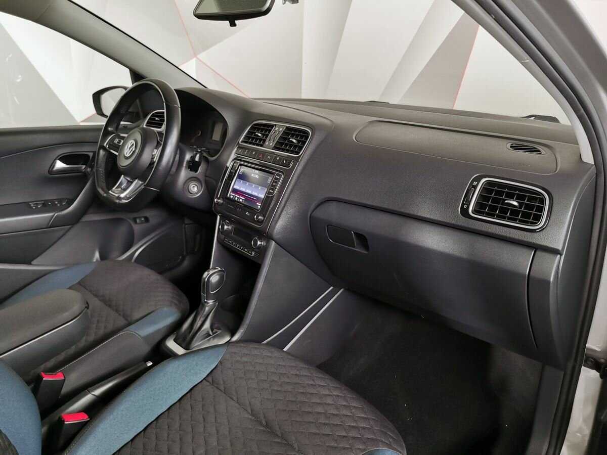Volkswagen Polo, 2020 Фото №9