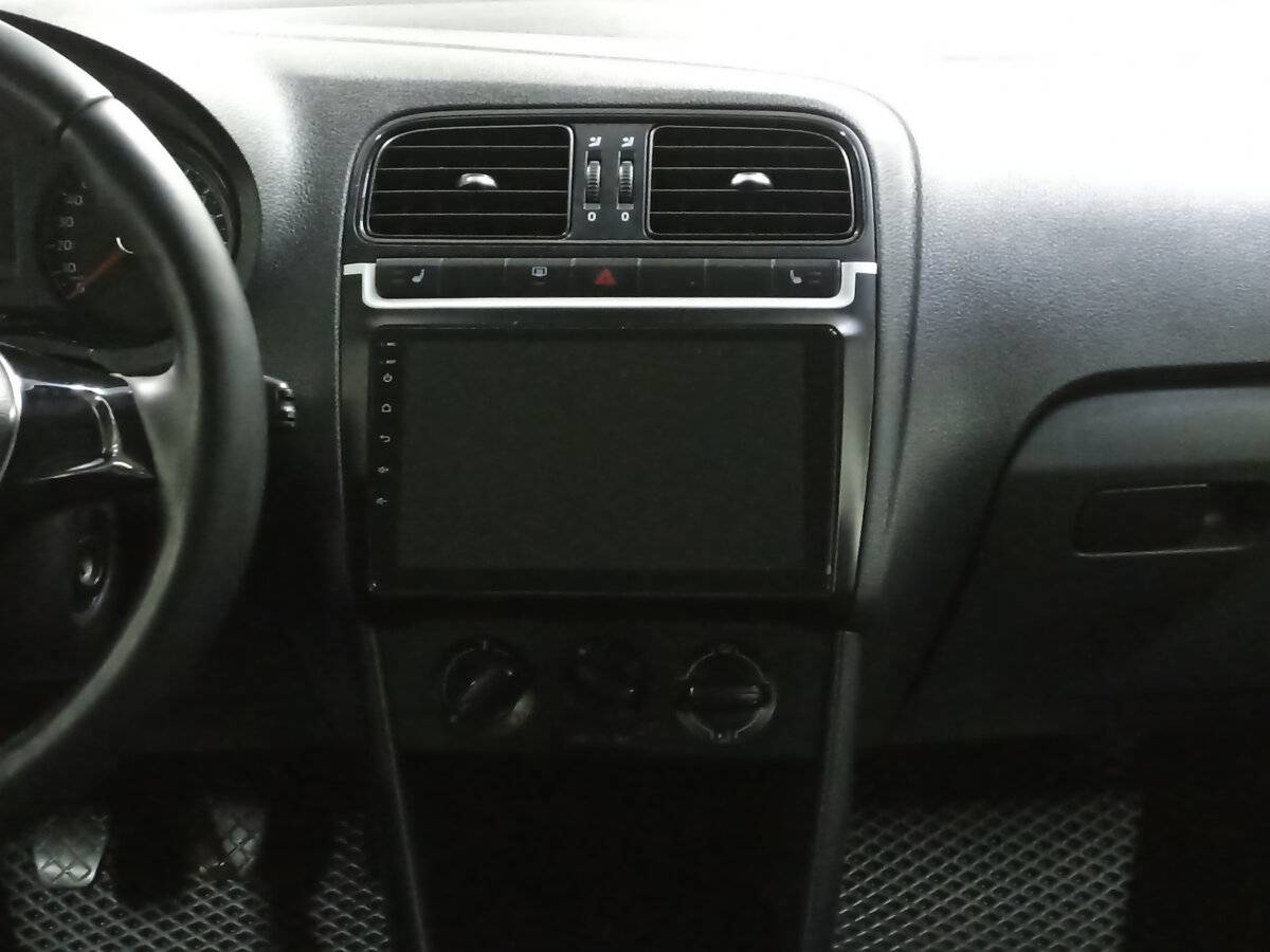 Volkswagen Polo, 2016 Фото №15