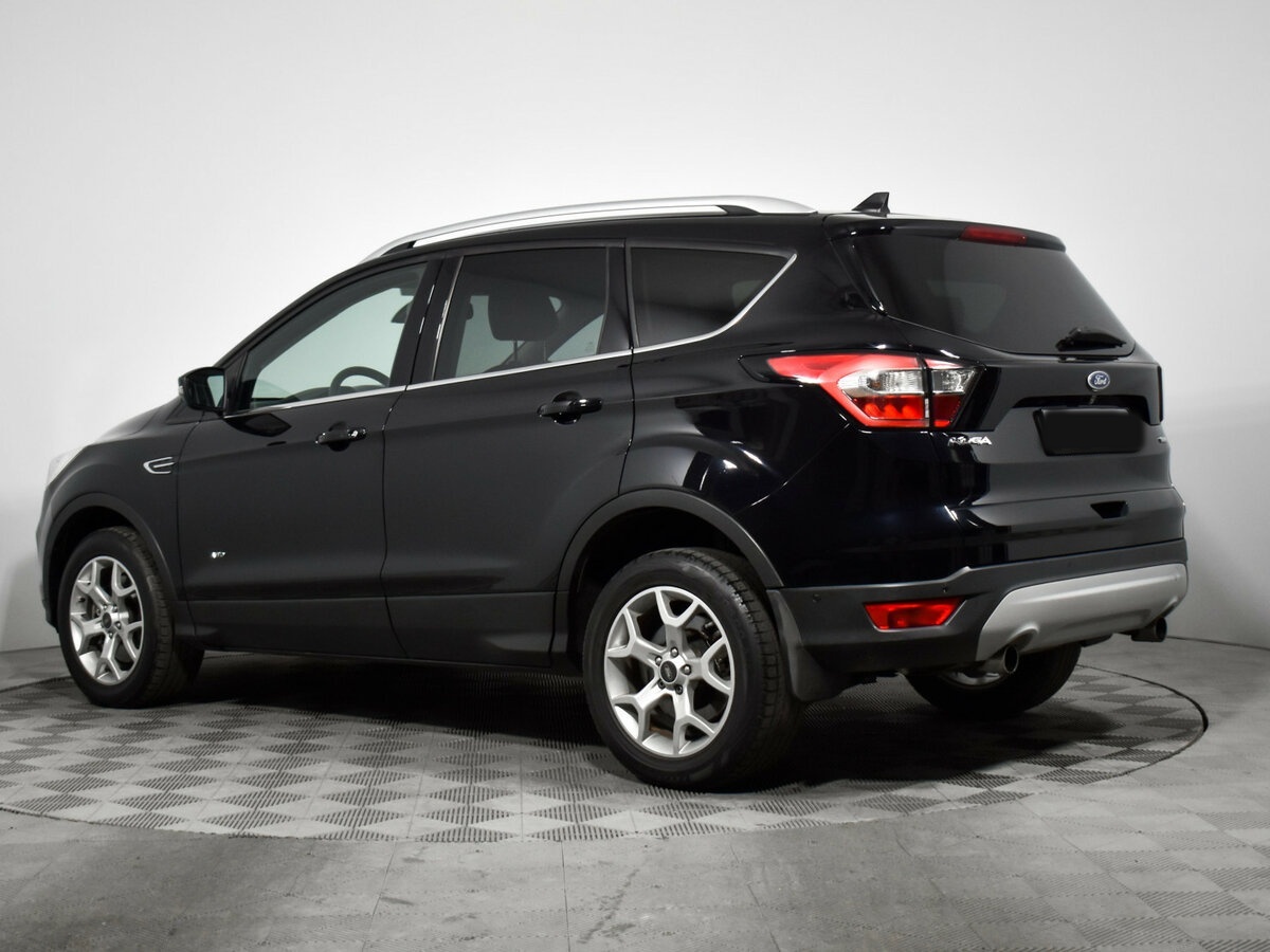 Ford Kuga II Рестайлинг, 2017 Фото №7