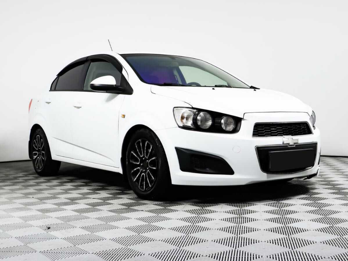 Chevrolet Aveo, 2014 Фото №3