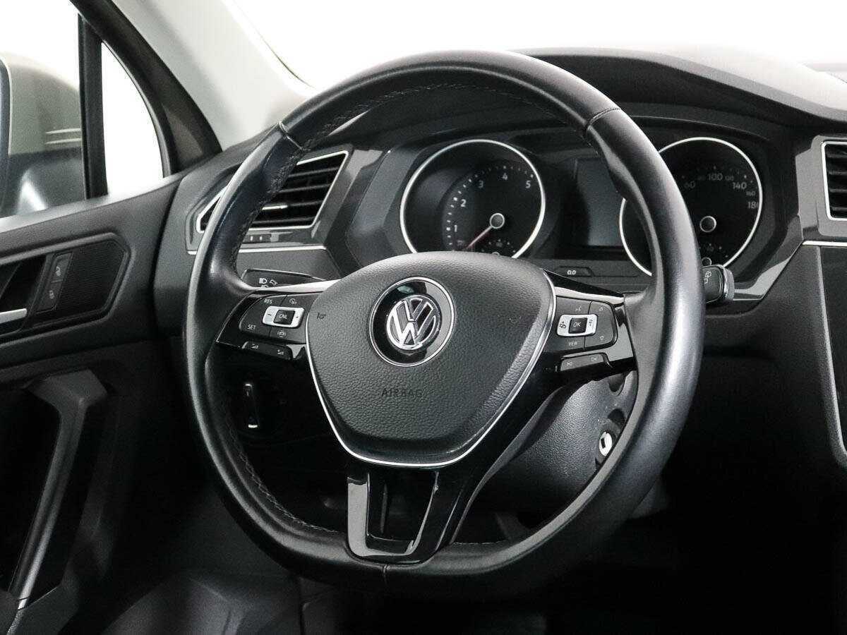 Volkswagen Tiguan L, 2018 Фото №12