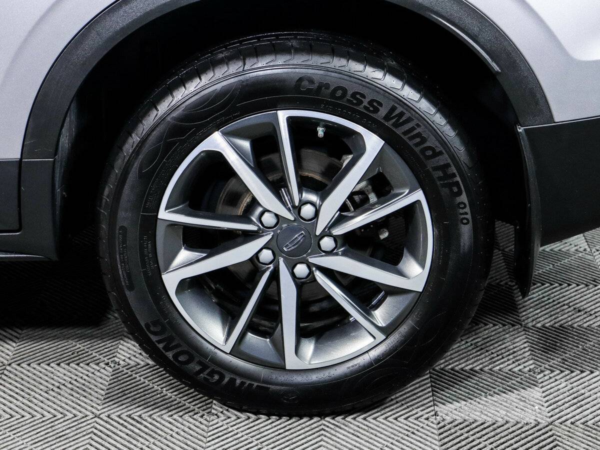 Geely Coolray, 2023 Фото №12