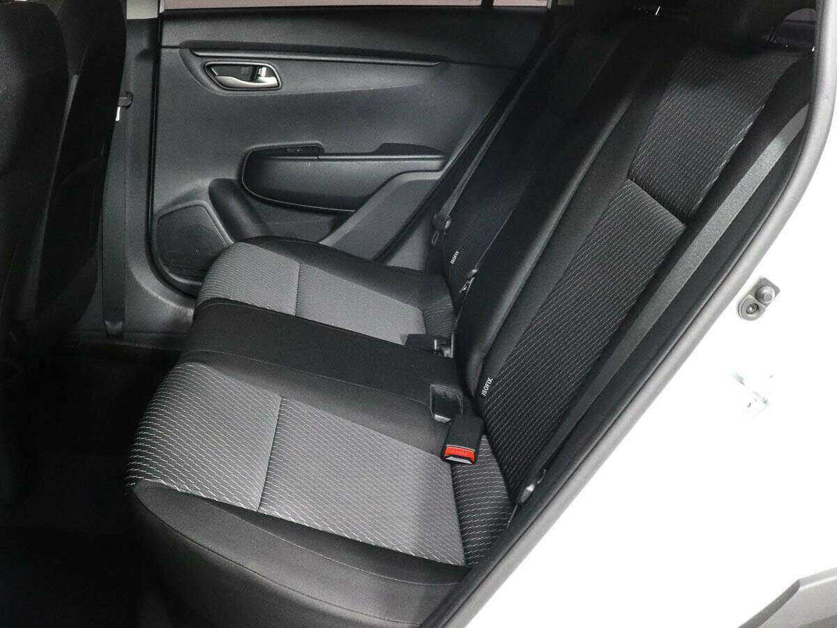 Kia Rio X-Line, 2018 Фото №8