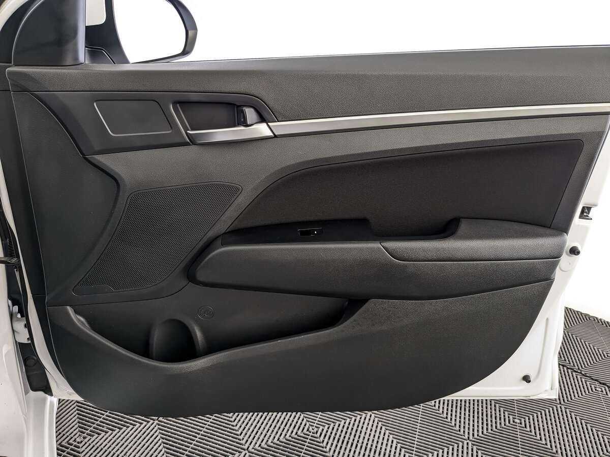Hyundai Elantra, 2020 Фото №21