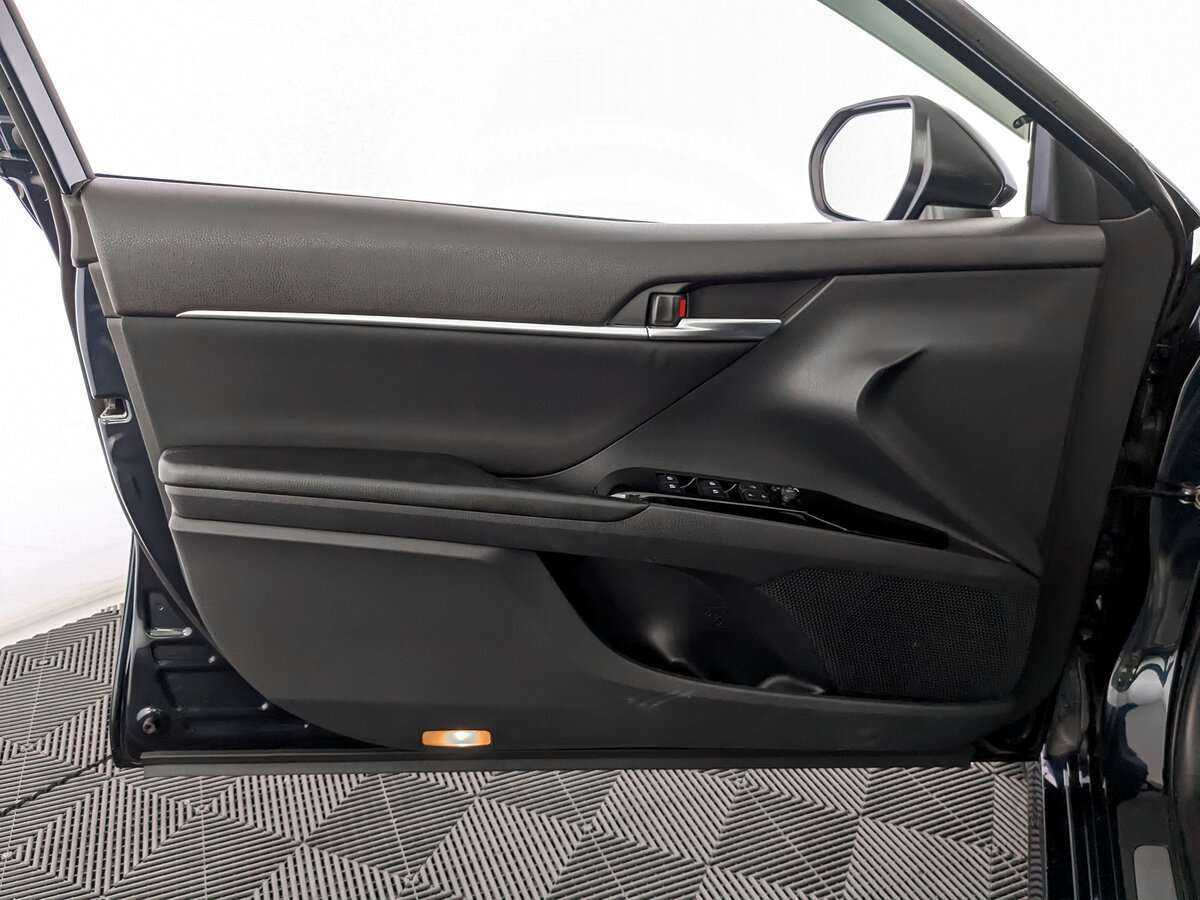 Toyota Camry, 2020 Фото №15