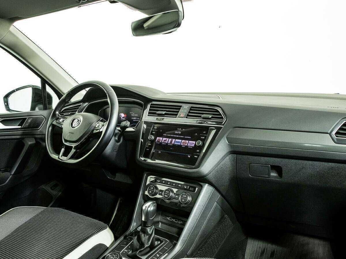 Volkswagen Tiguan, 2020 Фото №7