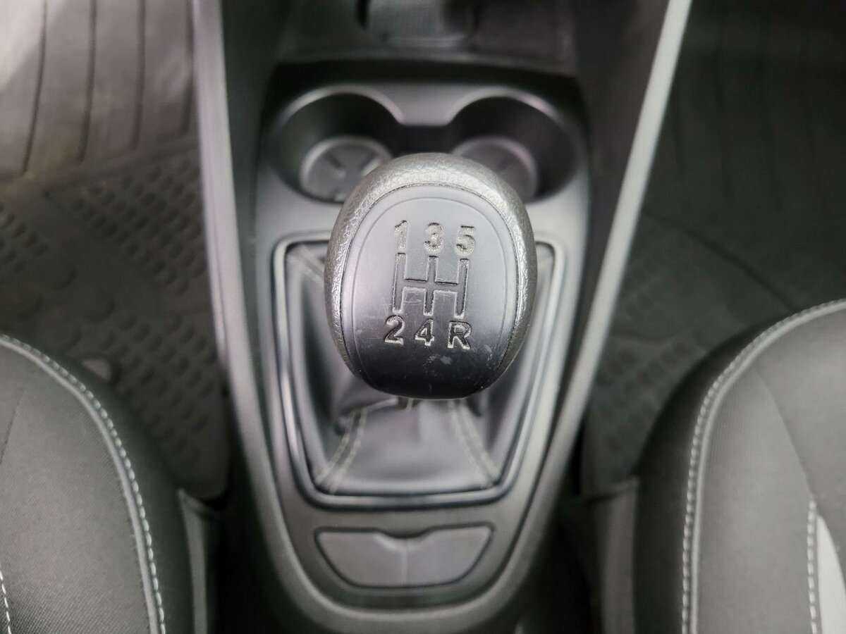 Lada (ВАЗ) Vesta, 2023 Фото №13