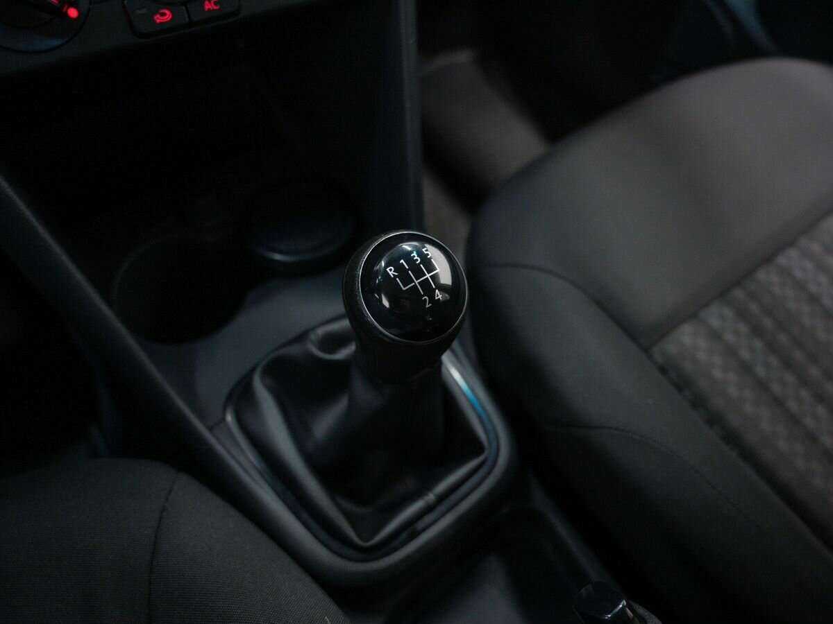 Volkswagen Polo, 2020 Фото №18