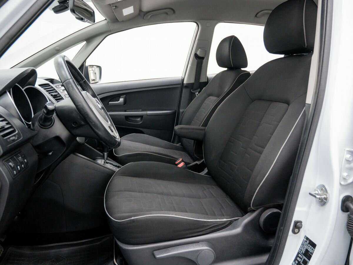 Kia Venga, 2012 Фото №9