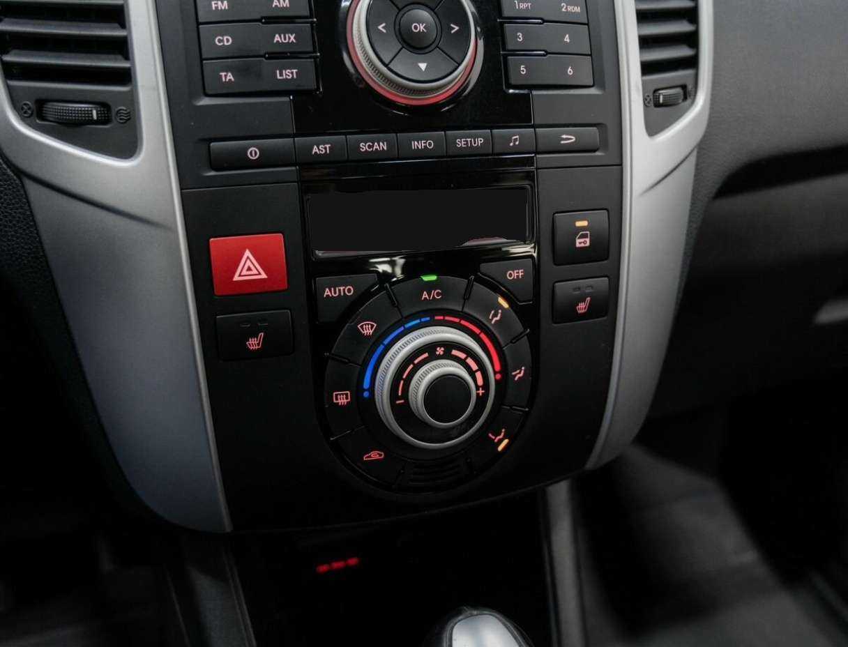 Kia Venga, 2012 Фото №16