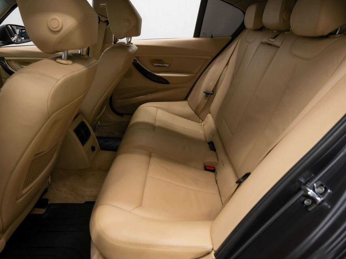 BMW 3 серии 328i, 2012 Фото №9