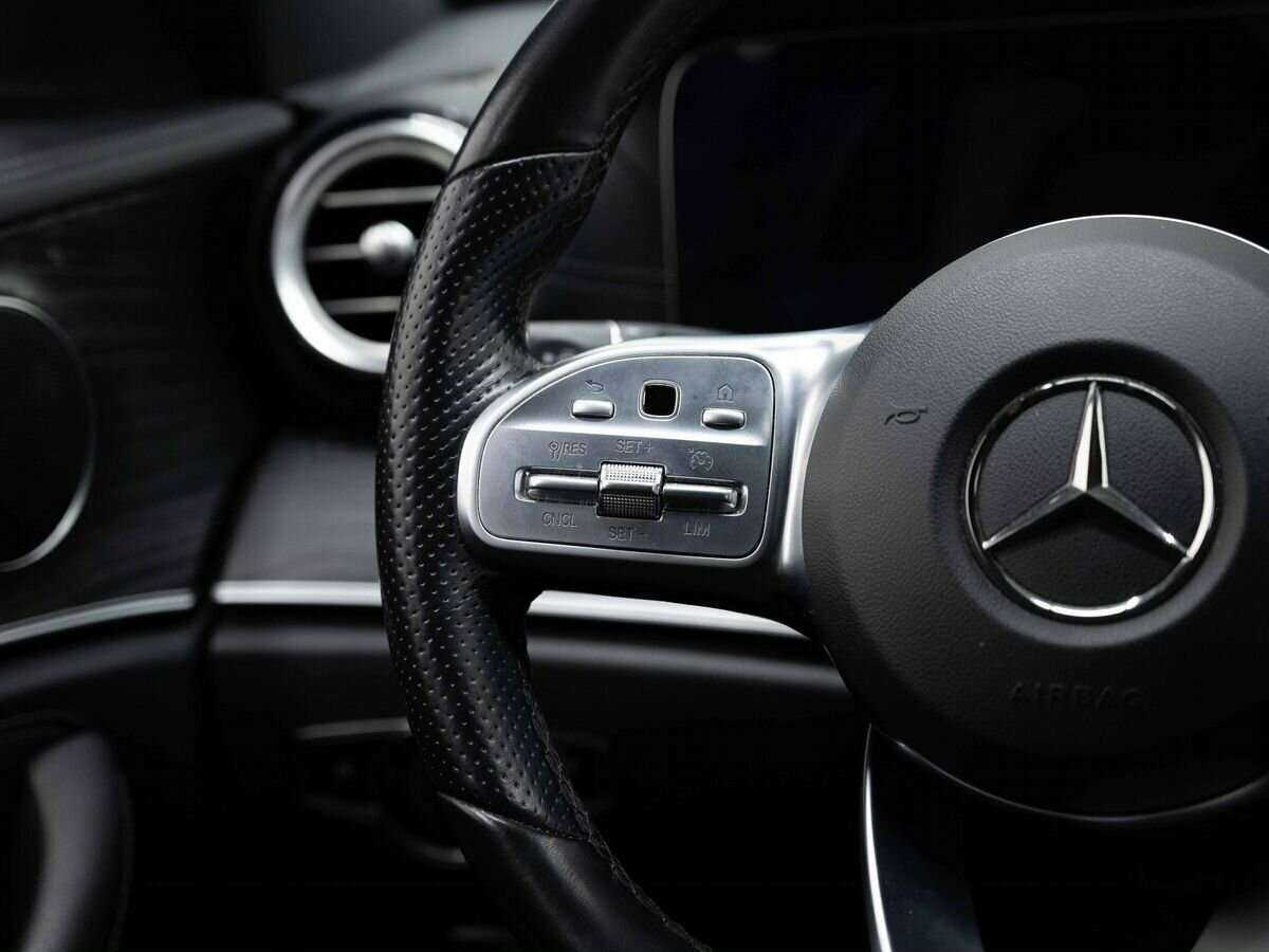 Mercedes-Benz E-Класс 200, 2018 Фото №17