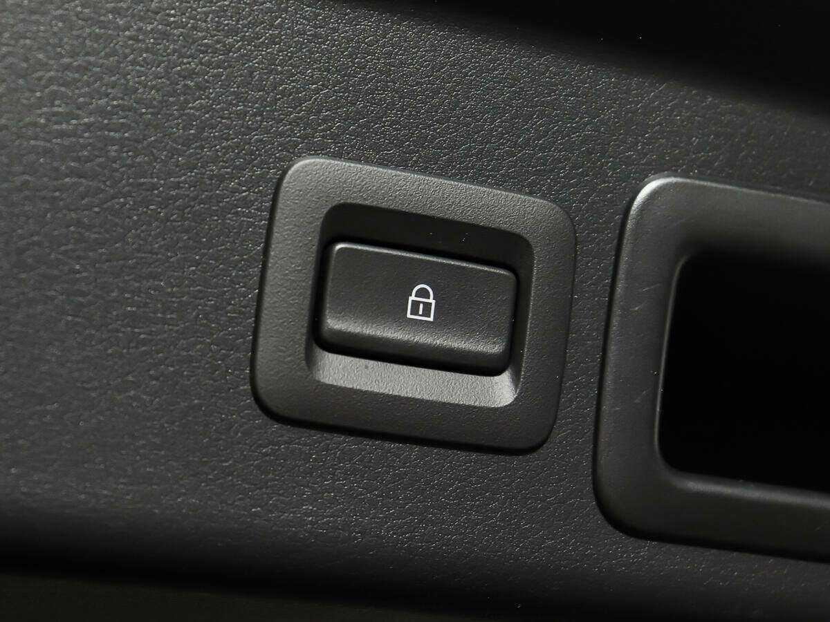 Mazda CX-30, 2021 Фото №17