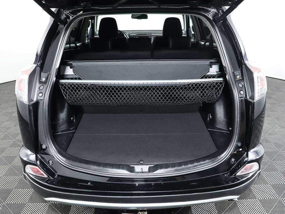 Toyota RAV4, 2017 Фото №10