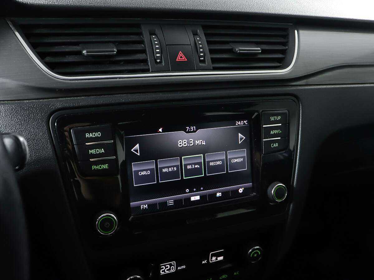 Skoda Rapid, 2017 Фото №21