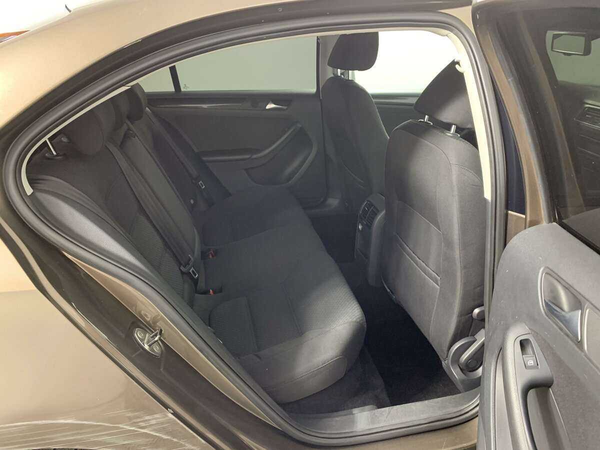 Volkswagen Jetta, 2013 Фото №15