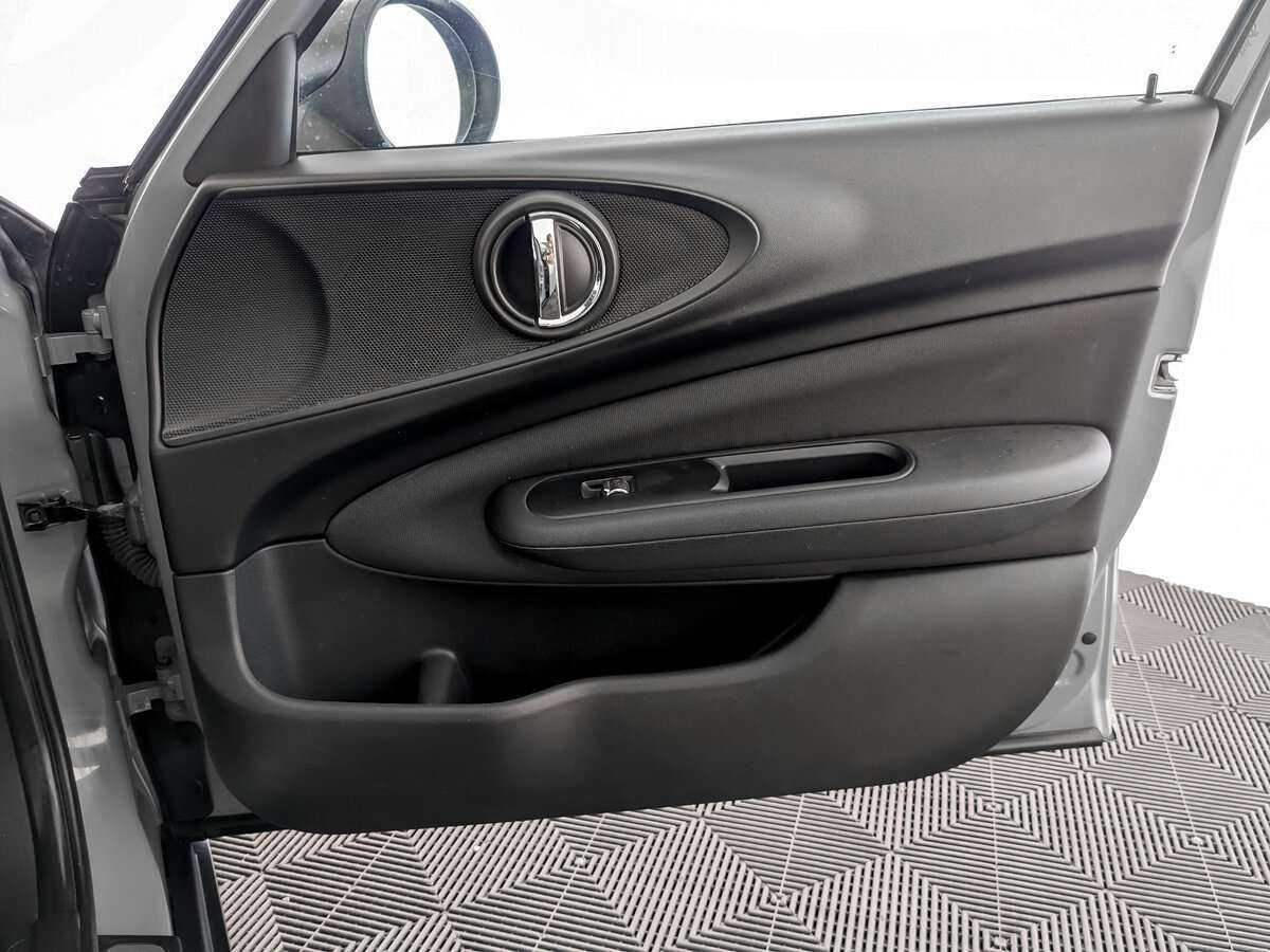 Mini Clubman Cooper, 2017 Фото №20