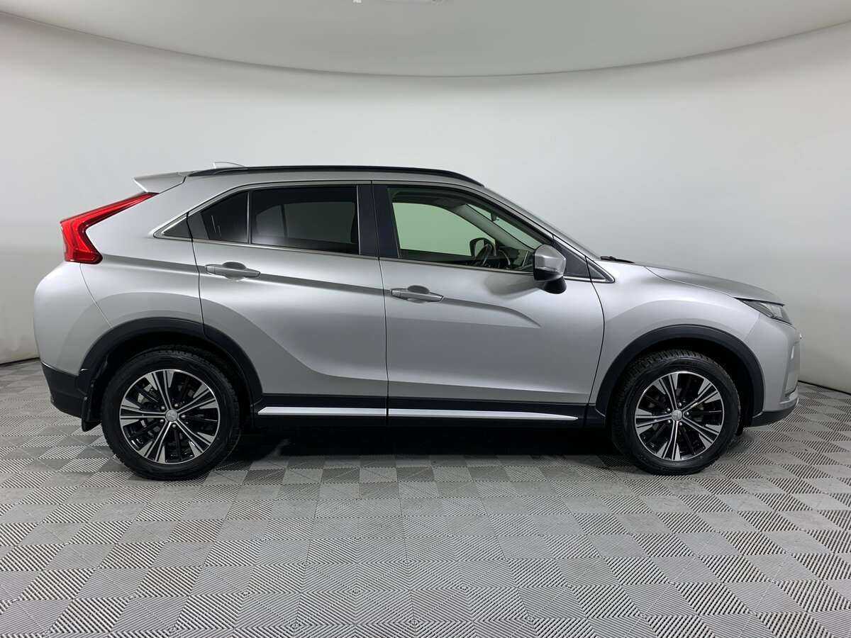 Mitsubishi Eclipse Cross, 2018 - 57 462 км. | Фото №4