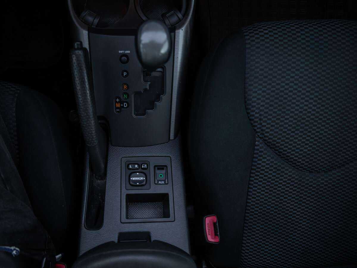 Toyota RAV4, 2012 Фото №14