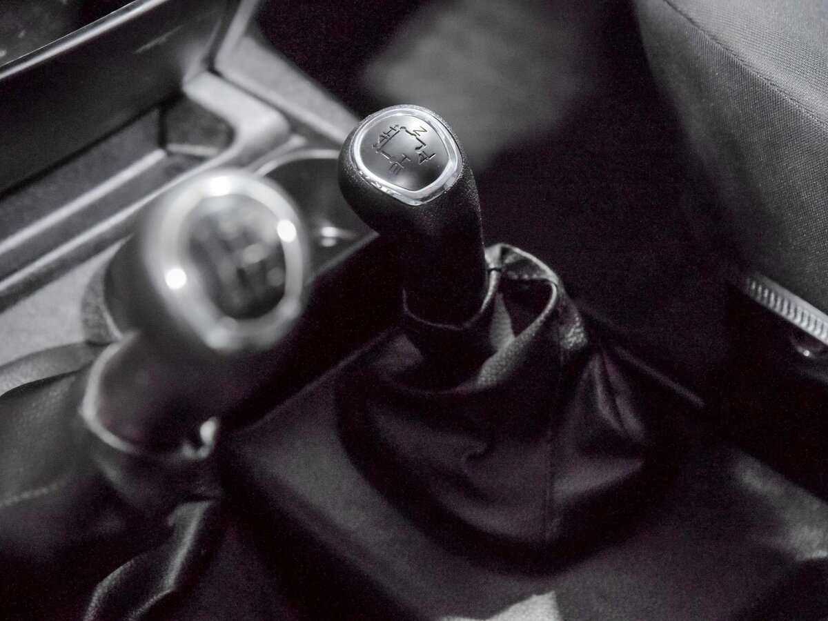 УАЗ Patriot, 2023 Фото №10