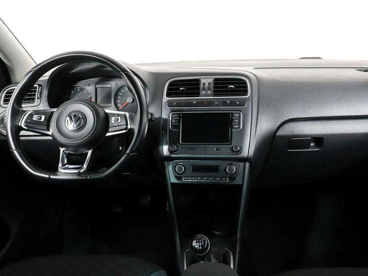 Volkswagen Polo, 2020 Фото №10