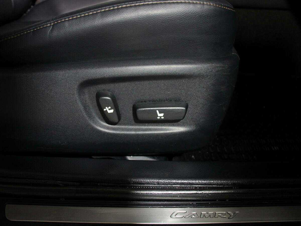 Toyota Camry, 2018 Фото №15