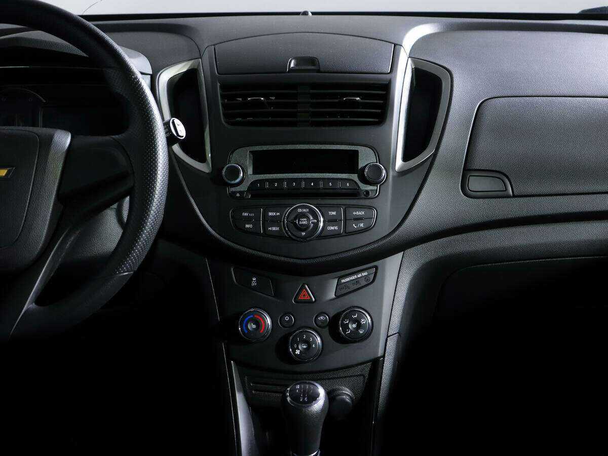 Chevrolet Tracker, 2015 Фото №12