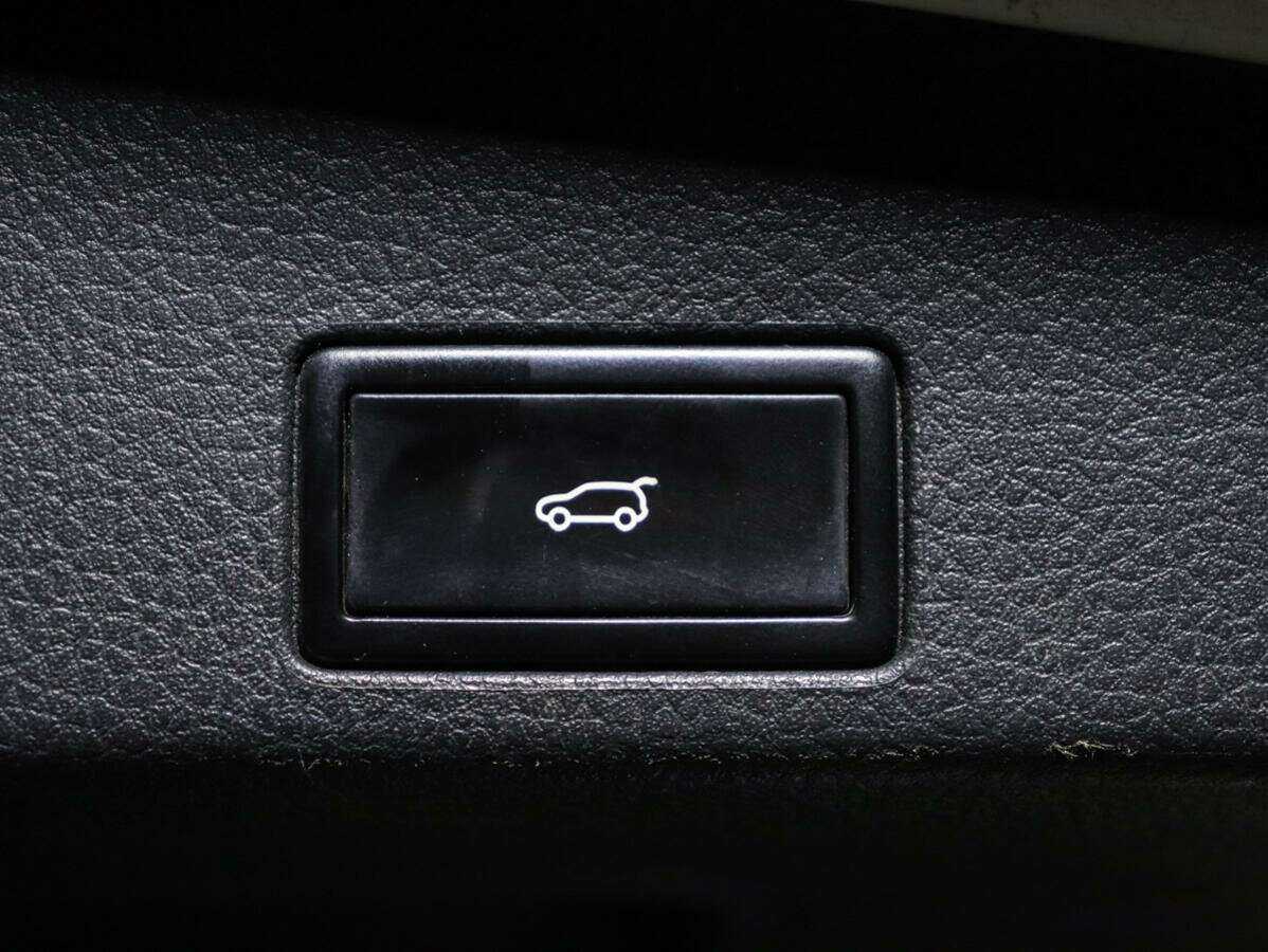 Volkswagen Touareg, 2012 Фото №11