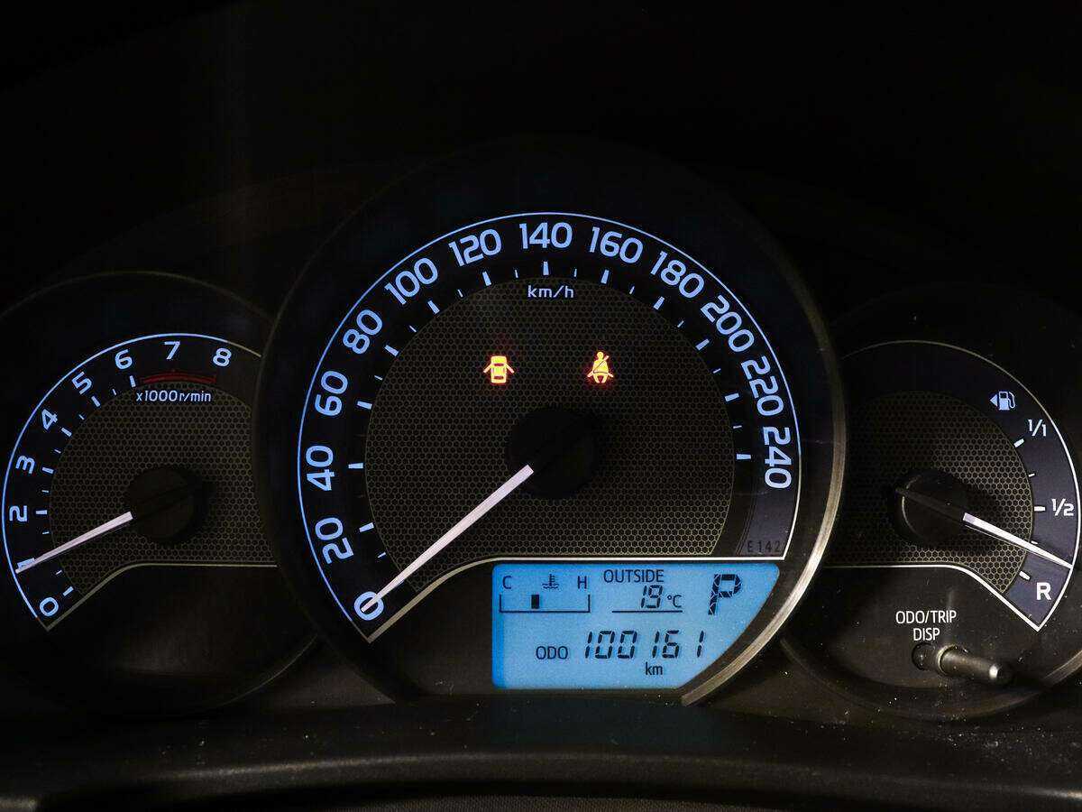 Toyota Corolla, 2013 Фото №8