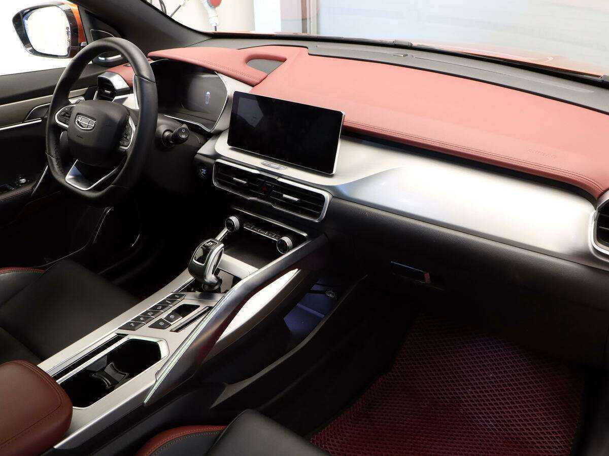 Geely Coolray, 2020 Фото №6