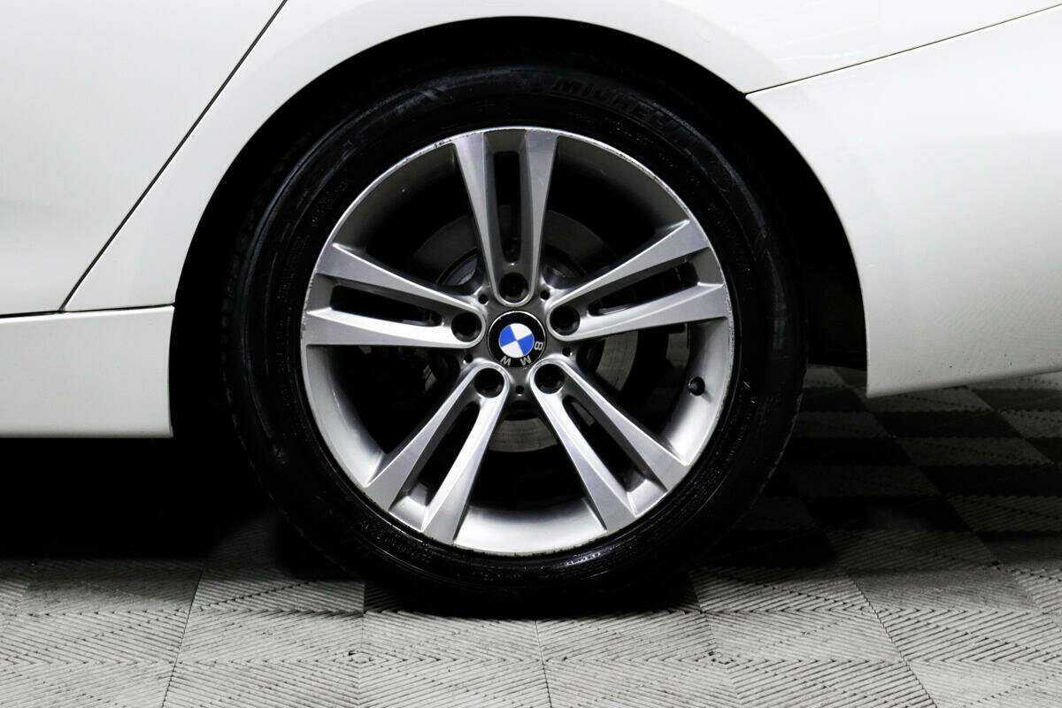 BMW 3 серии Gran Turismo 328i xDrive, 2013 Фото №14